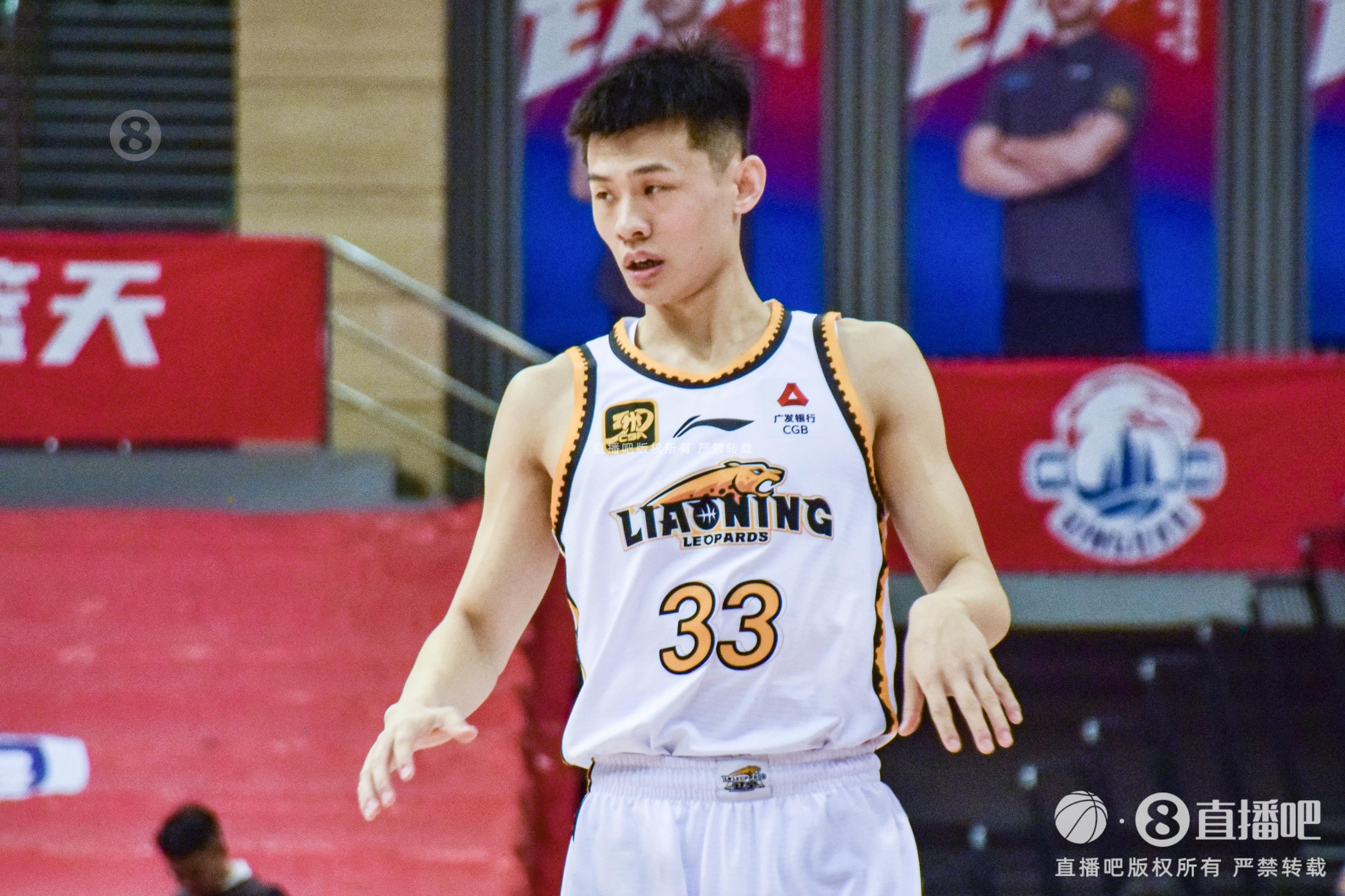 盡力了！王嵐嵚末節(jié)2記三分 全場18分鐘4中3拿到10分
